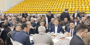 Delcie Belediye Başkanı Uyan’dan Sungurlu çıkartması! Uyan ve Dere’den dayanışma pozu