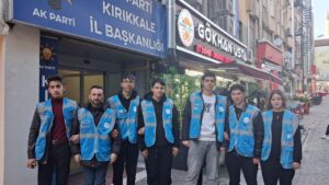 Gençlik Kolları İftara 5 Kala Sahada