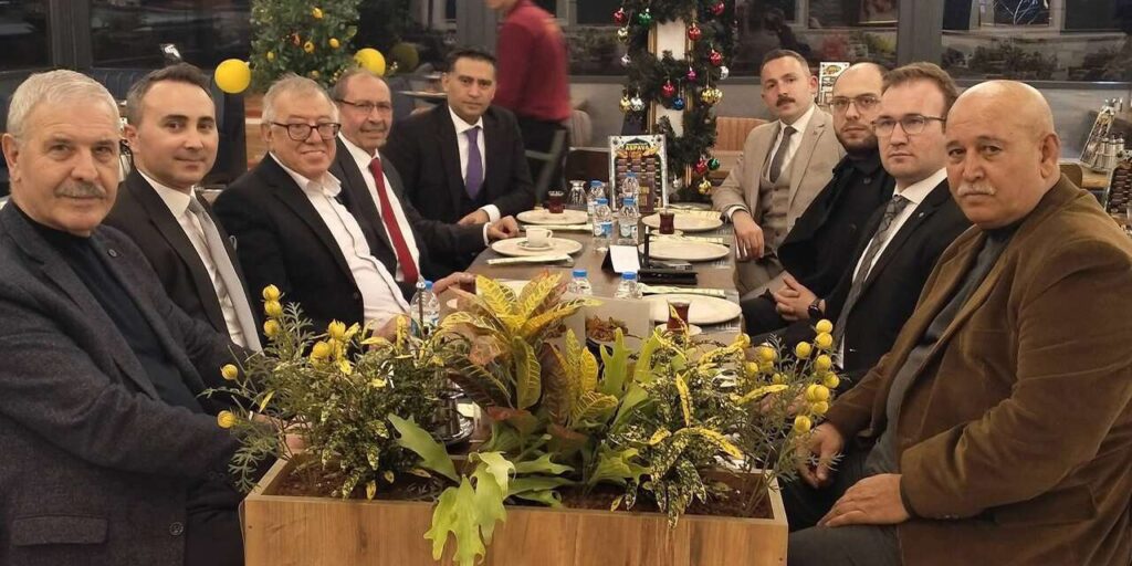 esnaf-ve-sanatkarlar-iftar-sofrasinda-bulustu