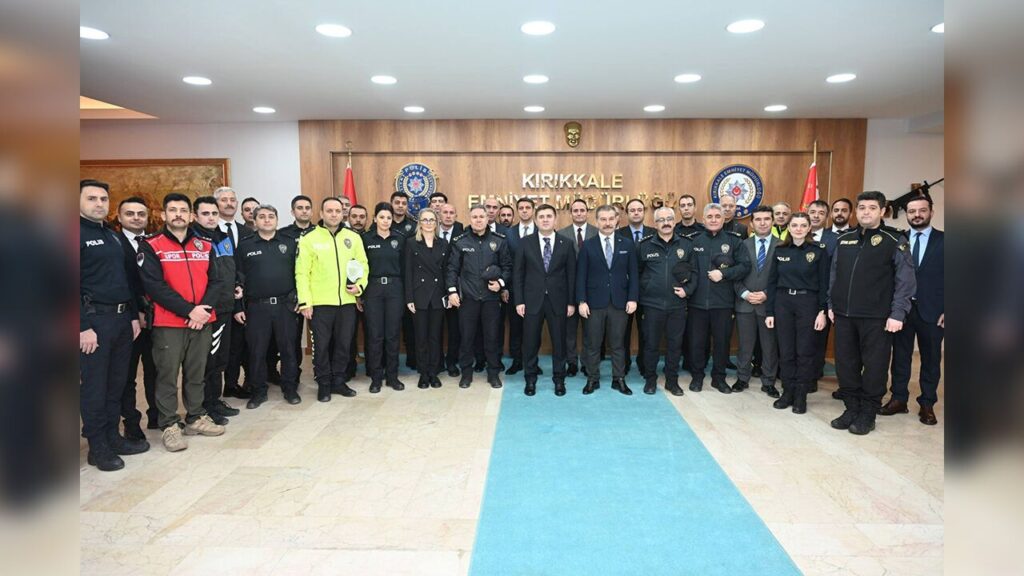 vali-sariibrahim’den-il-emniyet-mudurlugune-ziyaret