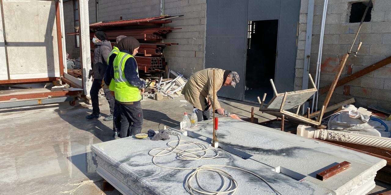 sorgun-belediyesi-sanat-atolyesi-dunya-pazarina-acildi:-ilk-ihracat-bosna-hersek’e