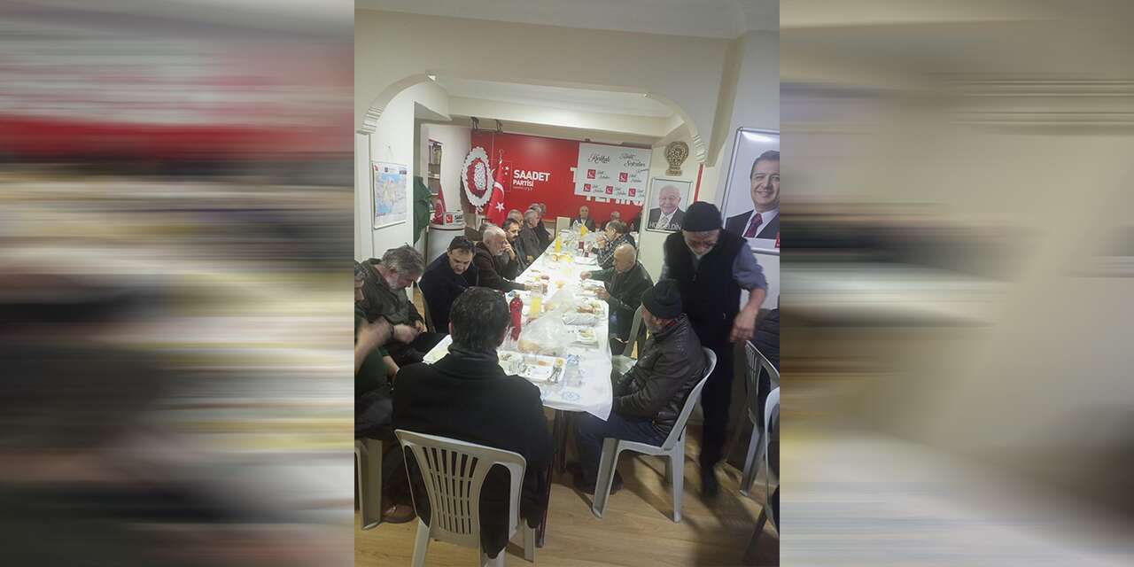 saadet-partisi,-adalet-sofrasinda-emekli-ve-muhtarlari-bulusturdu