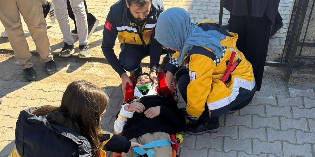 okulda-ogrenci-yaralandi!-ekiplerden-aninda-mudahale