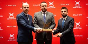 Bilal Erdoğan’dan Adnan Duman’a ödül