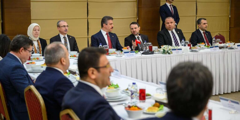 yargi-reformunda-personel-unutulmadi:-maas-ve-ek-gosterge-icin-kritik-temas!