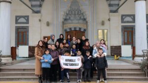 Minik Öğrenciler Nur Camii’ni Ziyaret Etti