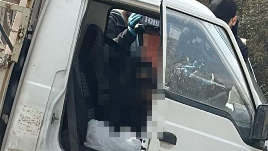 sinif-ogretmeni-arabasinda-olu-bulundu