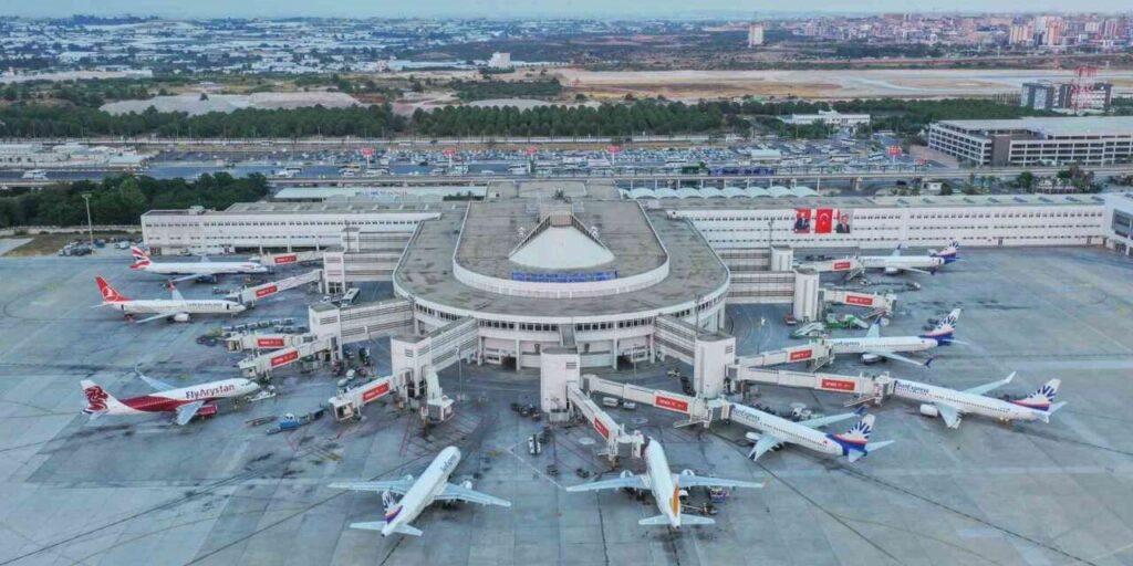 subat-ayinda-havayoluyla-seyahat-edenlerin-sayisi-45-ilin-nufusunu-asti