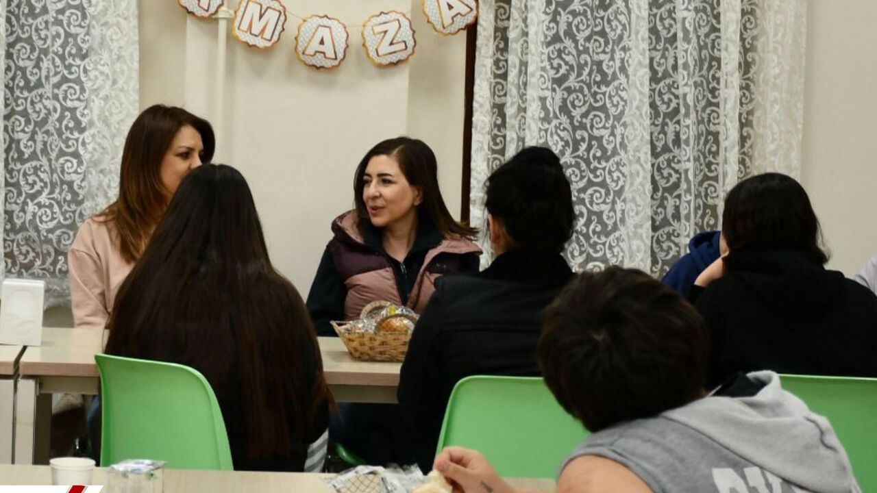 il-muduru-kazel,-cocuklarla-sahur-sofrasinda-bulustu