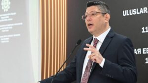 Uysal Altundağ Güven Tazeledi