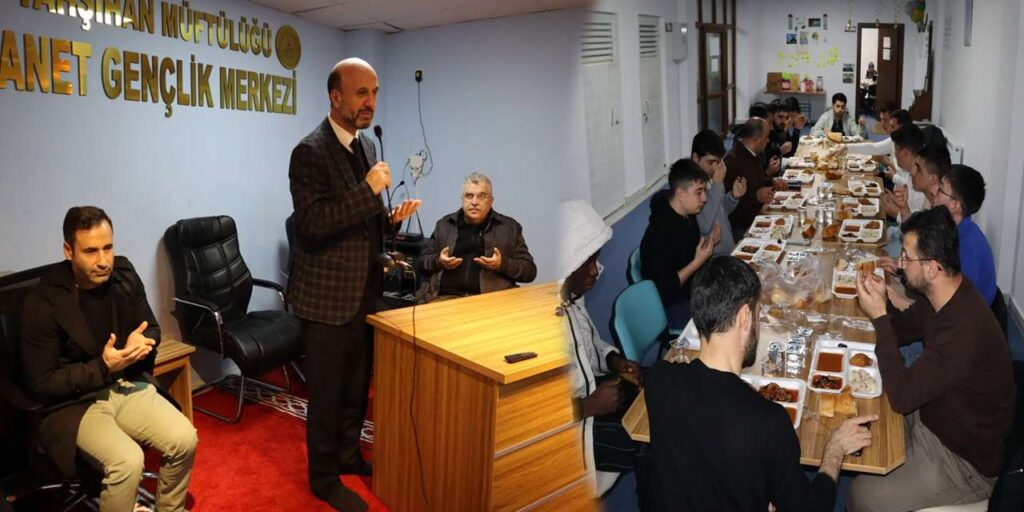 yahsihan’da-ramazan-bereketi:-protokol-ve-gencler-iftar-sofrasinda-bulustu