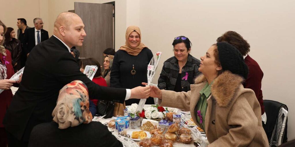 kadinlar-gunu-icin-anlamli-bulusma