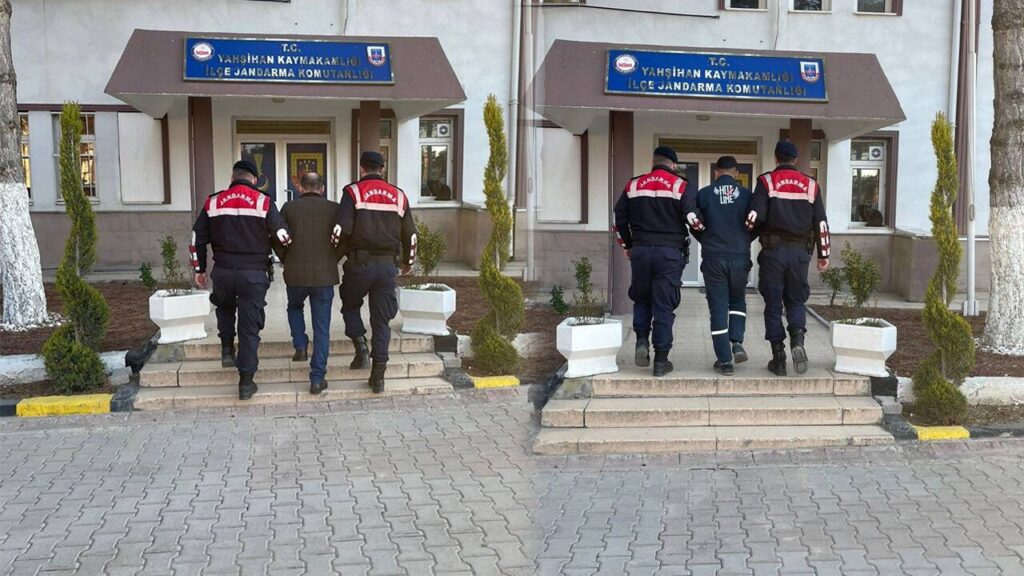 kirikkale’de-aranan-sahislar-yakayi-ele-verdi