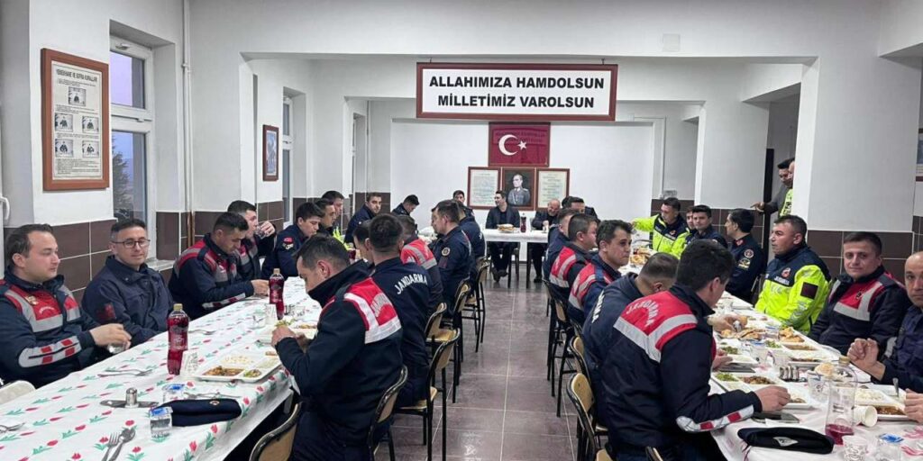 keskin-protokolu-iftarda-bir-araya-geldi