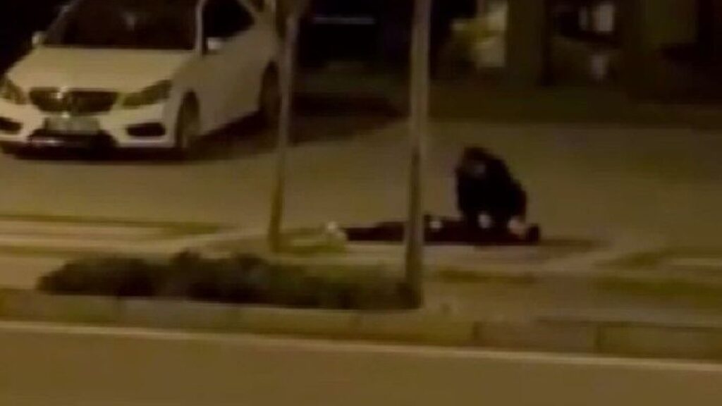 ayni-kiza-ilgi-duyan-16-yasindaki-akranini-bicaklayarak-oldurdu