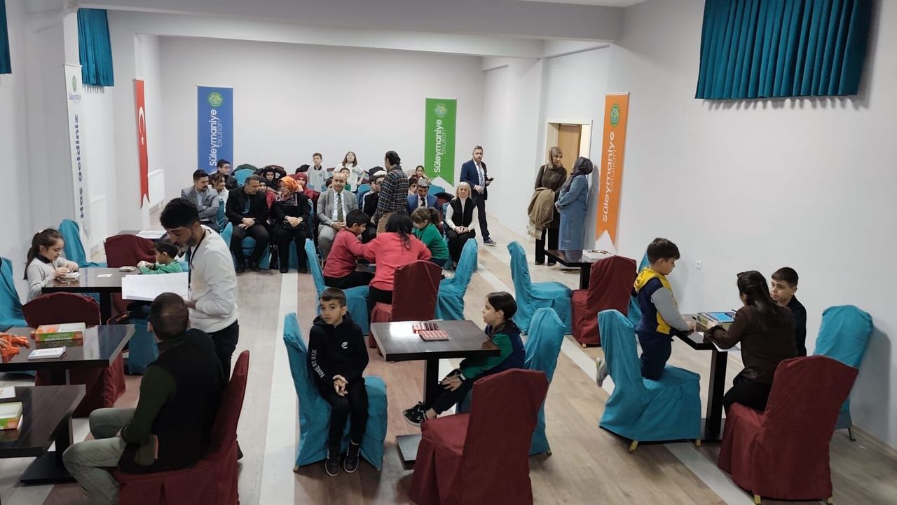 suleymaniye-okullarinda-zeka-turnuvasi-heyecani