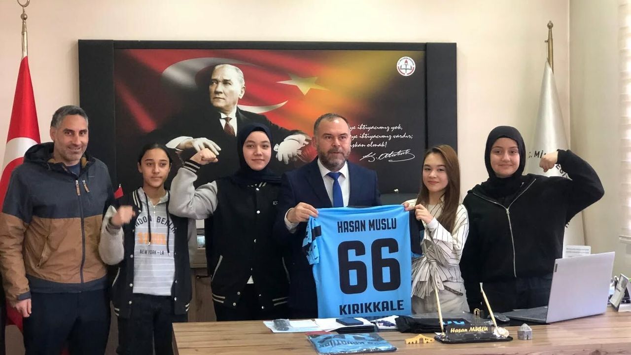 keskinli-ogrencilerden-bilek-guresinde-buyuk-basari