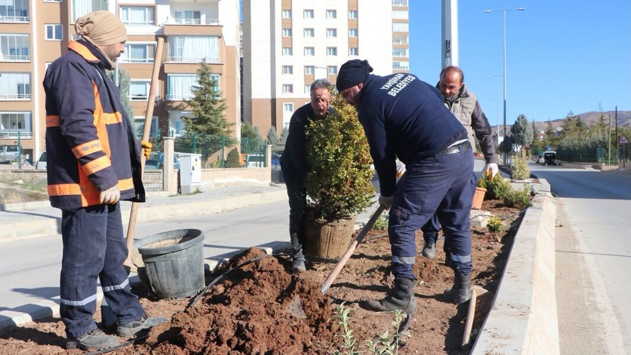 yahsihan’da-cumhuriyet-caddesi-yenileniyor