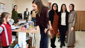 Kadınlar Günü’nde Personellere Anlamlı Kutlama