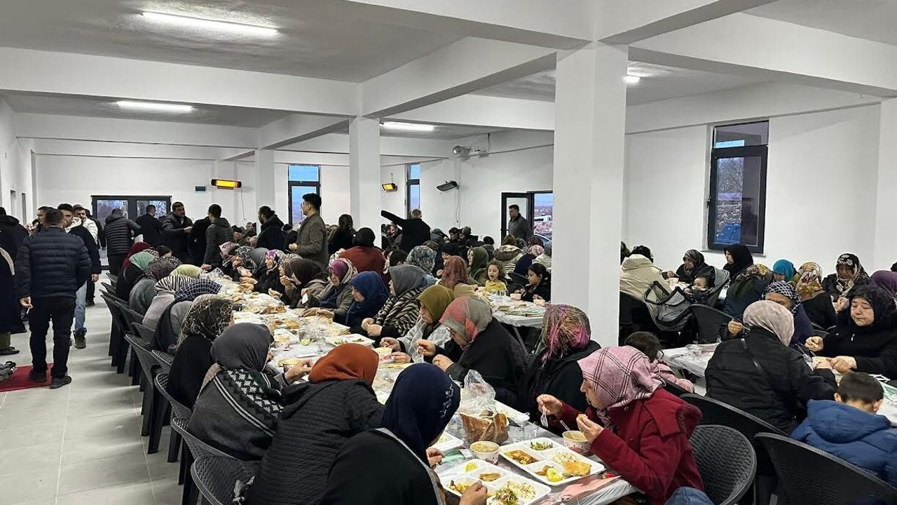 karaagac-koyu-kultur-merkezi-ilk-iftarla-acildi
