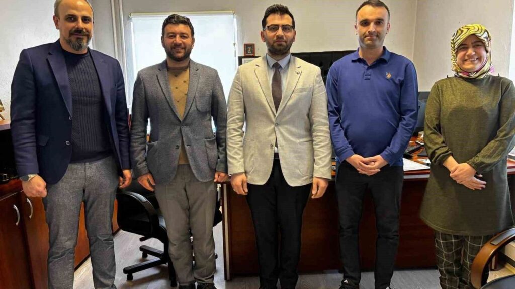 minik-ellerden-gazze’ye-buyuk-destek