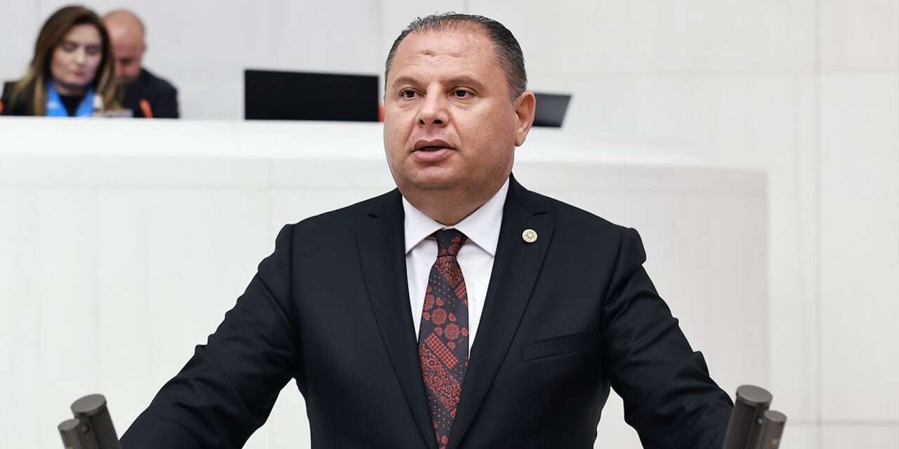 ozturk:-“istiklal-marsi-turk-milletinin-hurriyet-yeminidir”