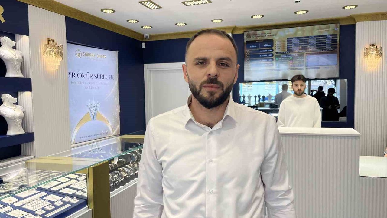 maskeli-soyguncularin-hedefi-olan-kuyumcu-o-anlari-anlatti