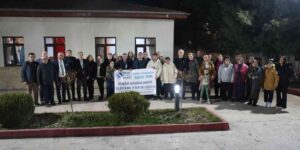 Beyazay ailesi iftarda bir araya geldi
