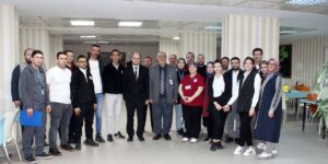 İftarda gözden kaçmayan detay: Başhekim Varol sahaya indi, İşte o anlar!