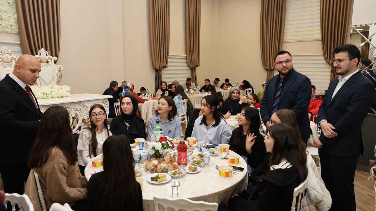 kirikkale’de-anlamli-iftar-bulusmasi