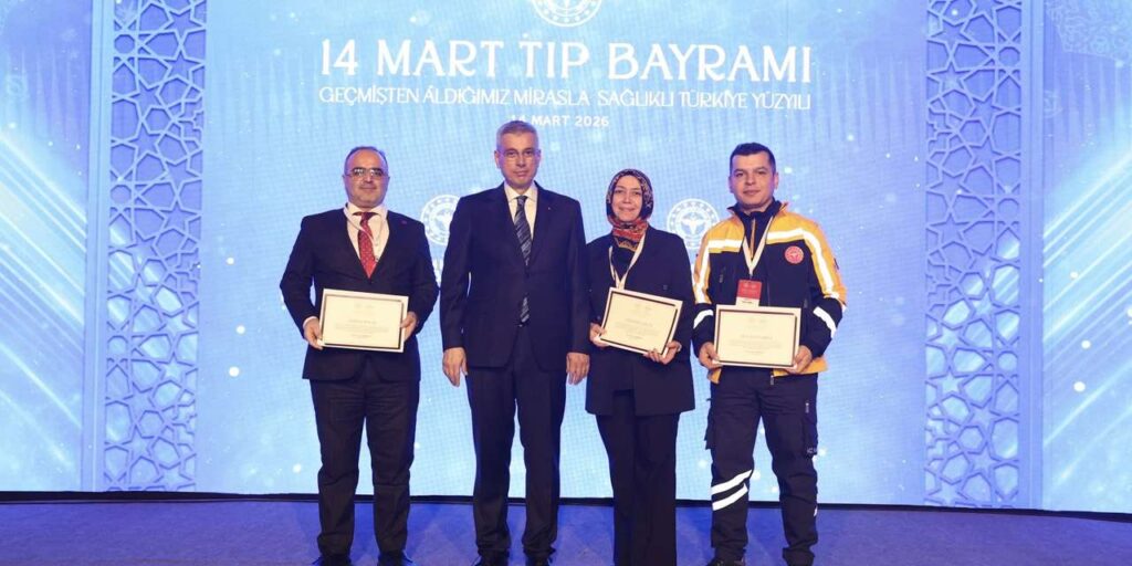 kirikkale’nin-saglikta-donusum-elcileri-istanbul’da-odullendirildi