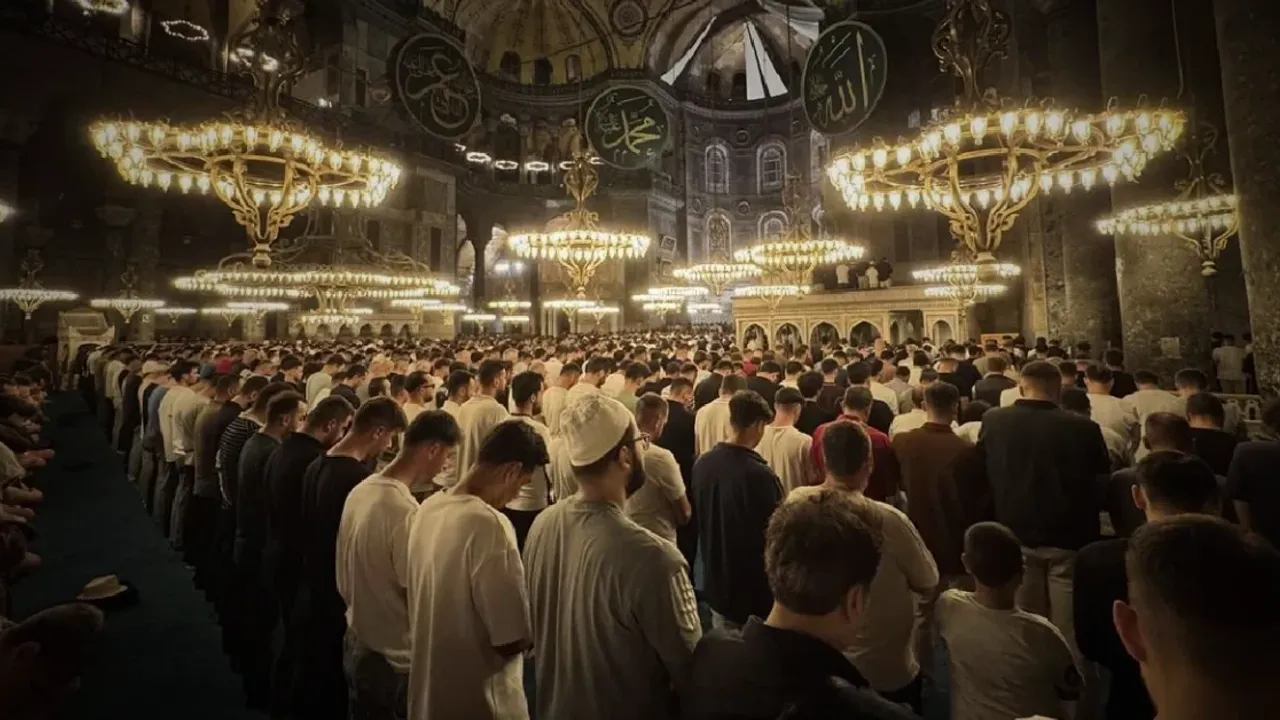 bin-aydan-hayirli-gece:-kadir-gecesi-bugun-idrak-edilecek