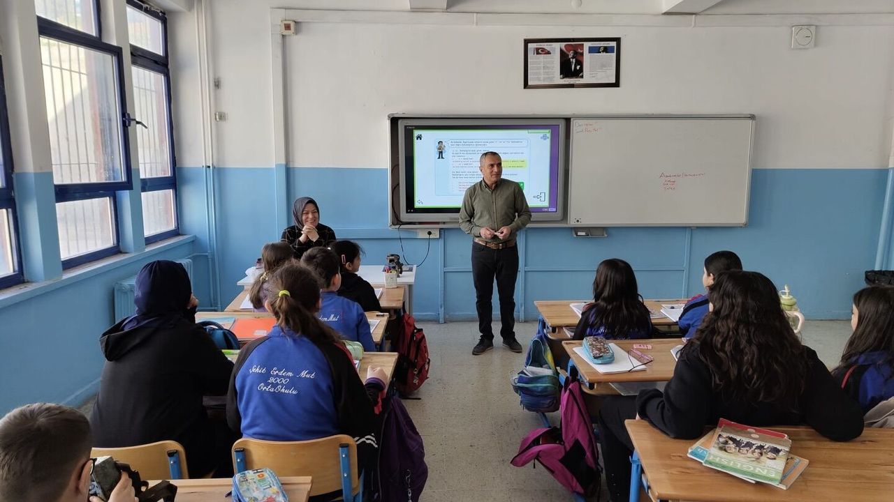 ogrencilere-doga-egitimi-verildi