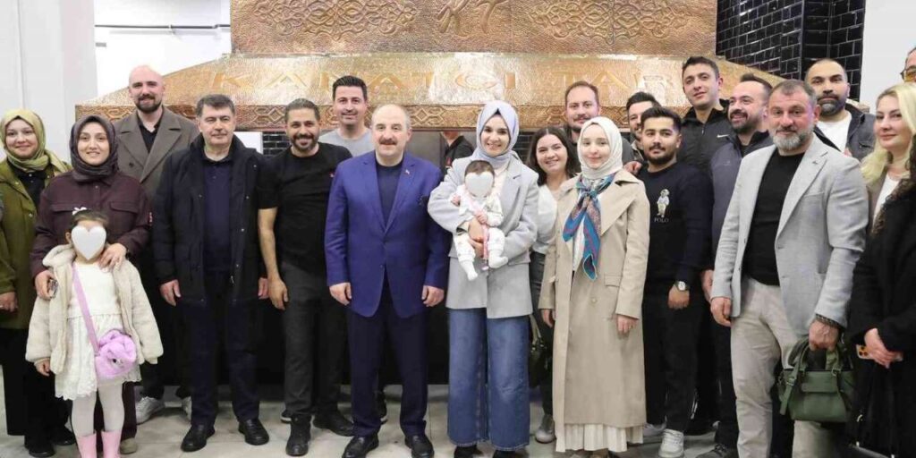 aile-ve-sosyal-hizmetler-bakani-goktas:-“her-daim-cocuklarimizin-yaninda-olmaya-devam-edecegiz”