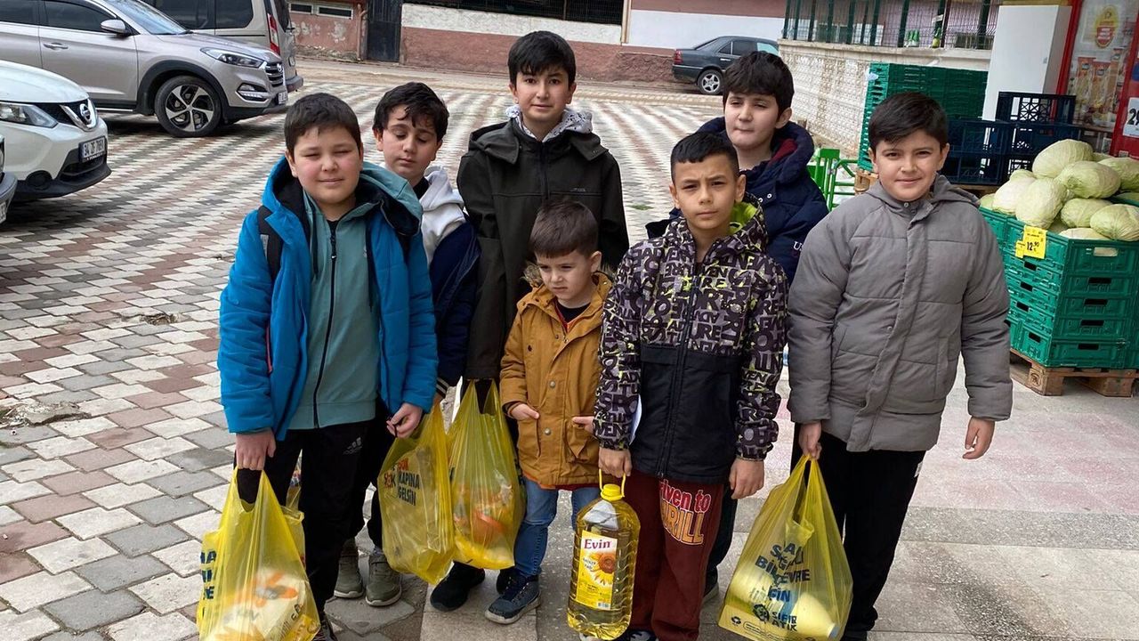 nokta-camii-genclik-merkezi’nden-100-aileye-yardim