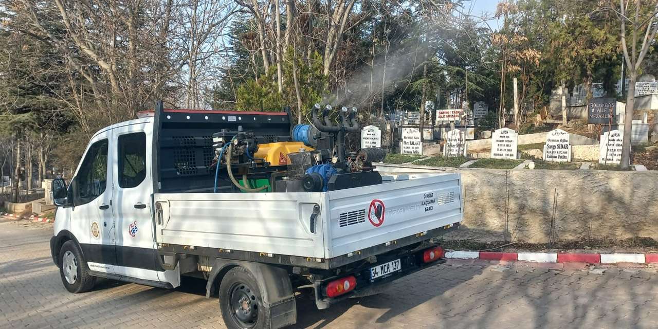 mezarliklarda-gece-mesaisi:-kirikkale-bu-hazirligin-pesinde!