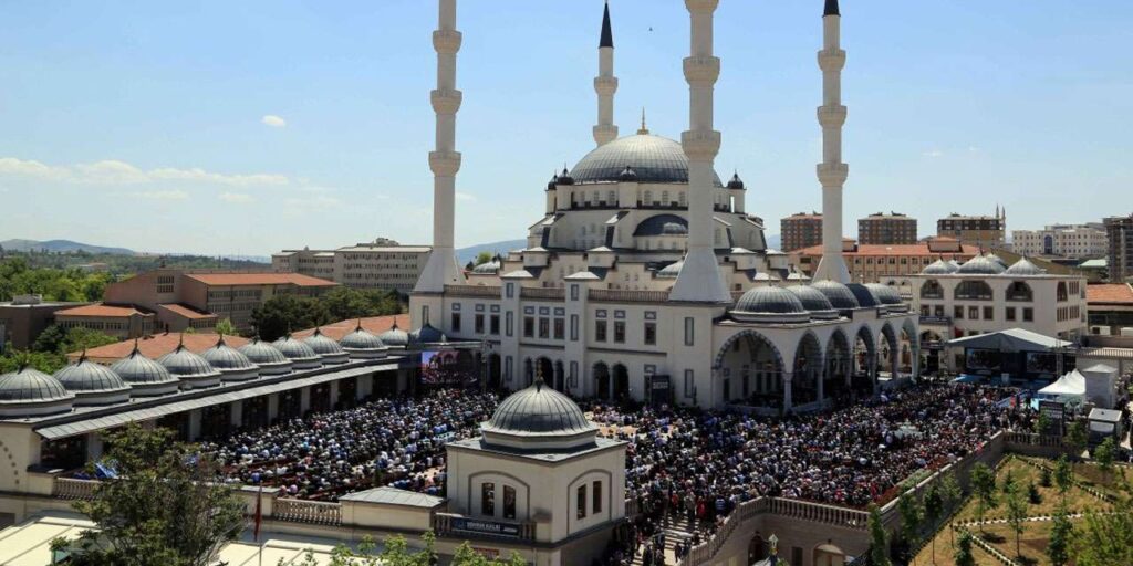kirikkale’de-bayram-namazi-saat-kacta?-iste-ilce-ilce-2026-namaz-vakitleri!