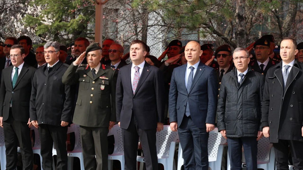 sehitlerimiz-yuregimizde-yasiyor