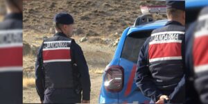 Babasının mezarı başında eşini öldürdü, baldızını ağır yaraladı!