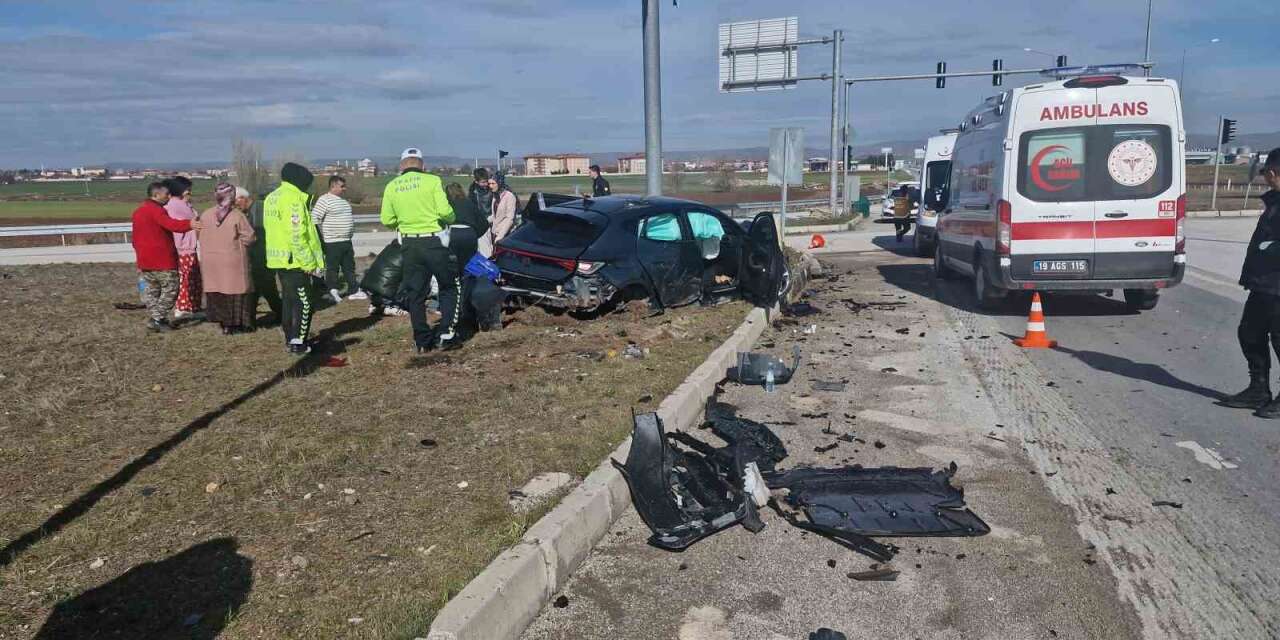 otomobille-hafif-ticari-arac-carpisti