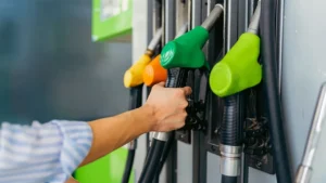 Akaryakıta Büyük Zam: Motorin ve Benzin Fiyatları Artıyor