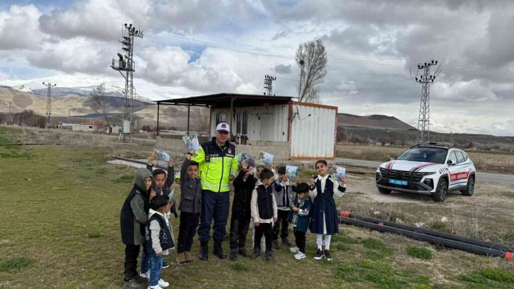 cocuklarin-bayram-harcliklari-jandarmadan