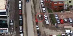 Kaçış planı işe yaramadı, koşarak araç değiştirdi yine yakalandı