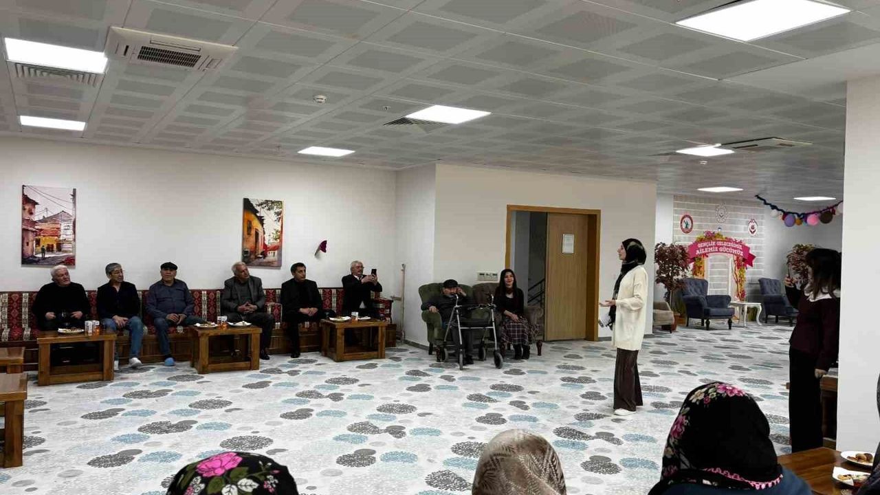 huzurevinde-yaslilar-haftasi’na-ozel-sergi