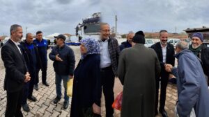 Başkan Çağlar Pazarda Vatandaşlarla Buluştu