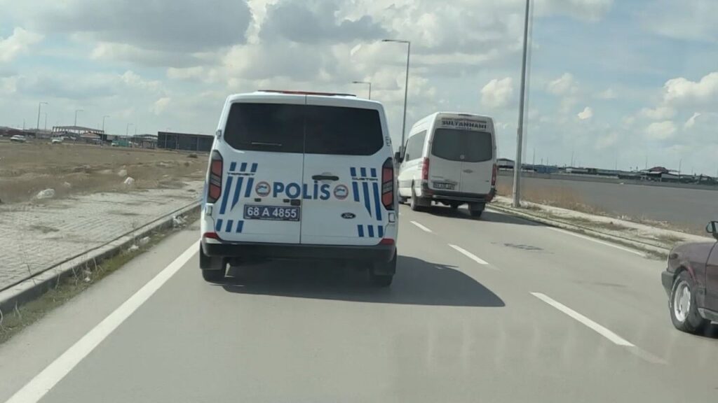 nefes-kesen-supheli-polis-kovalamacasi-kamerada:-3-gozalti