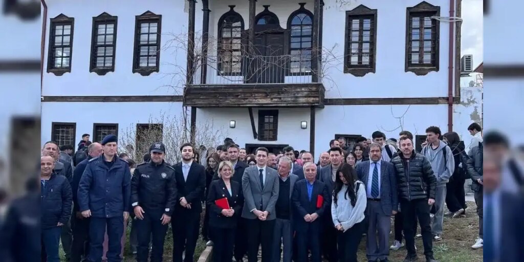 usta-kalemler-anlatti,-gencler-hayran-kaldi:-keskin’de-unutulmaz-gun