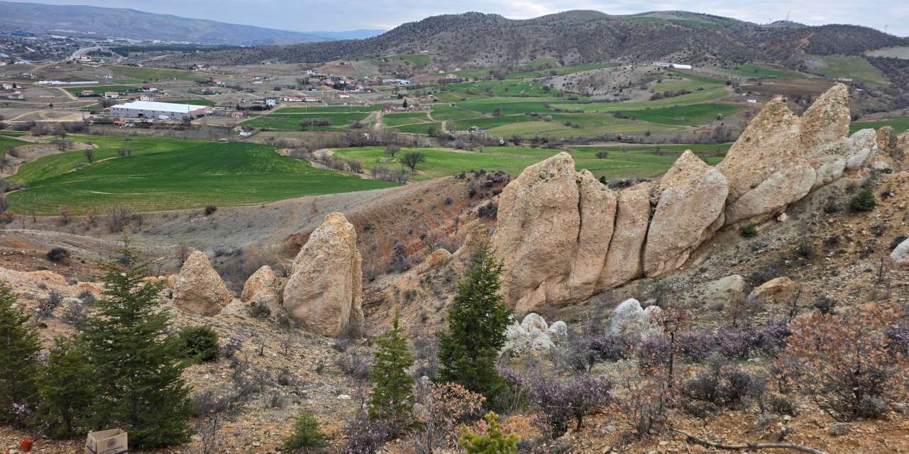 kirikkale’nin-en-gizemli-rotasi:-cin-kayalari