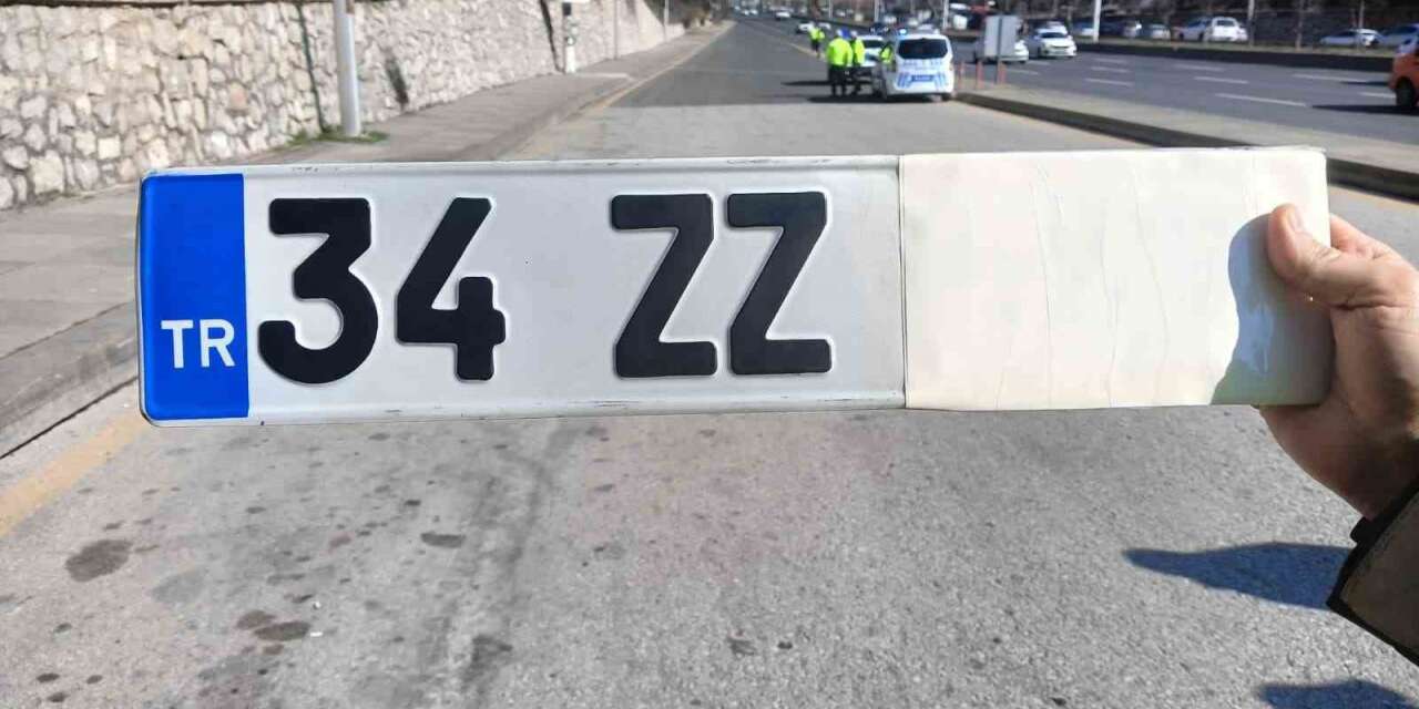 egm-trafik-daire-baskani-mutlu’dan-standart-ve-‘app’-plaka-arasindaki-farklarla-ilgili-aciklama