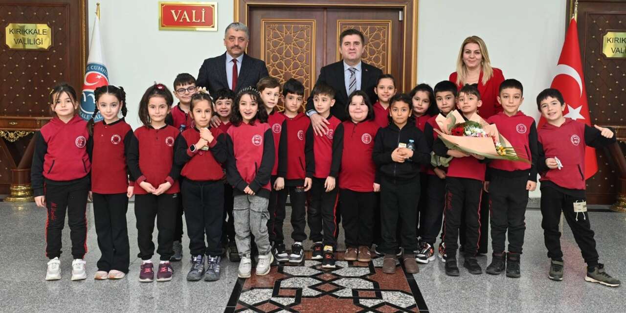minik-ogrencilerden-vali-sariibrahim’e-ziyaret